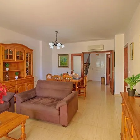 Villa- Altamar فيلة *